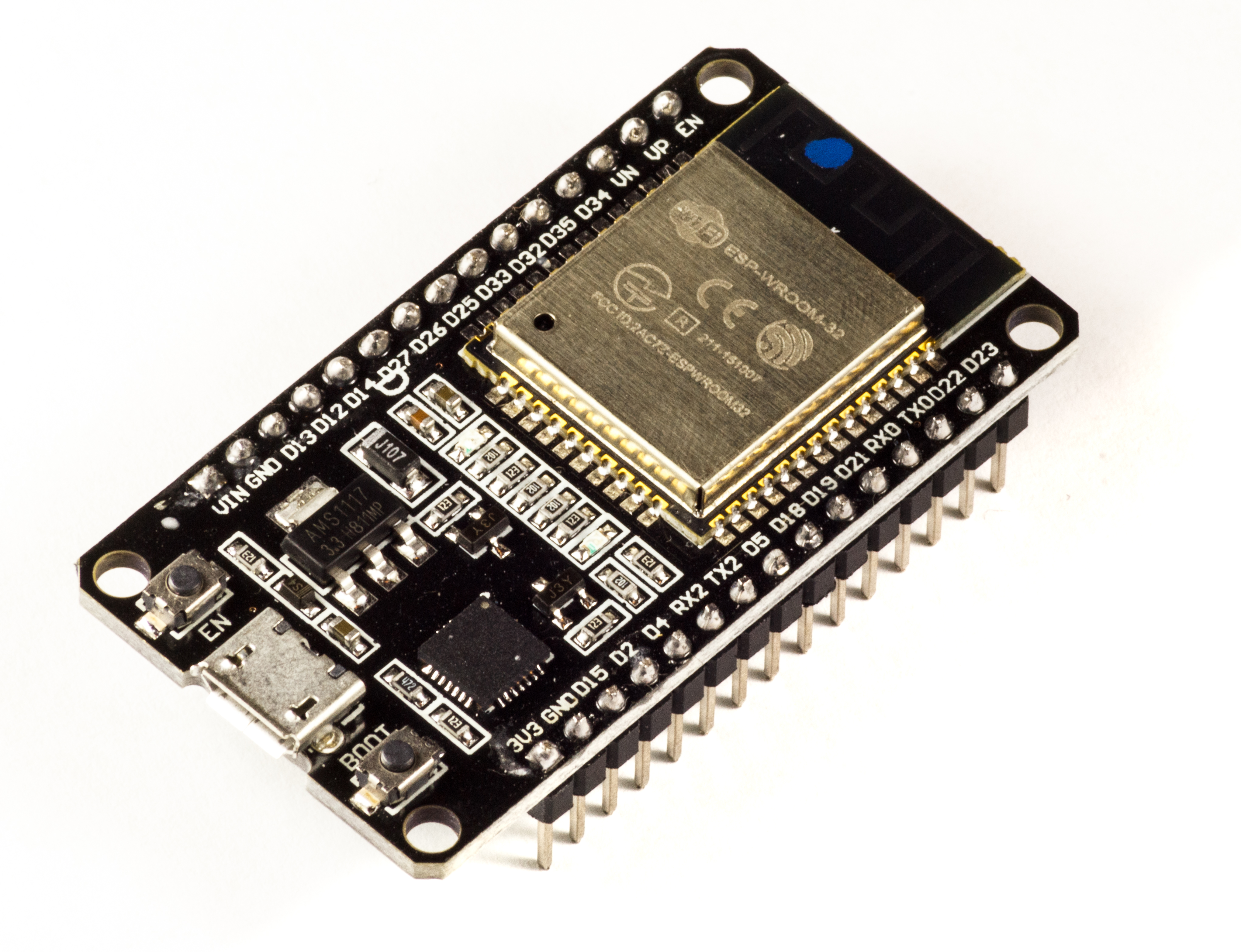 ESP32 DevKitC V4 WiFi & Bluetooth