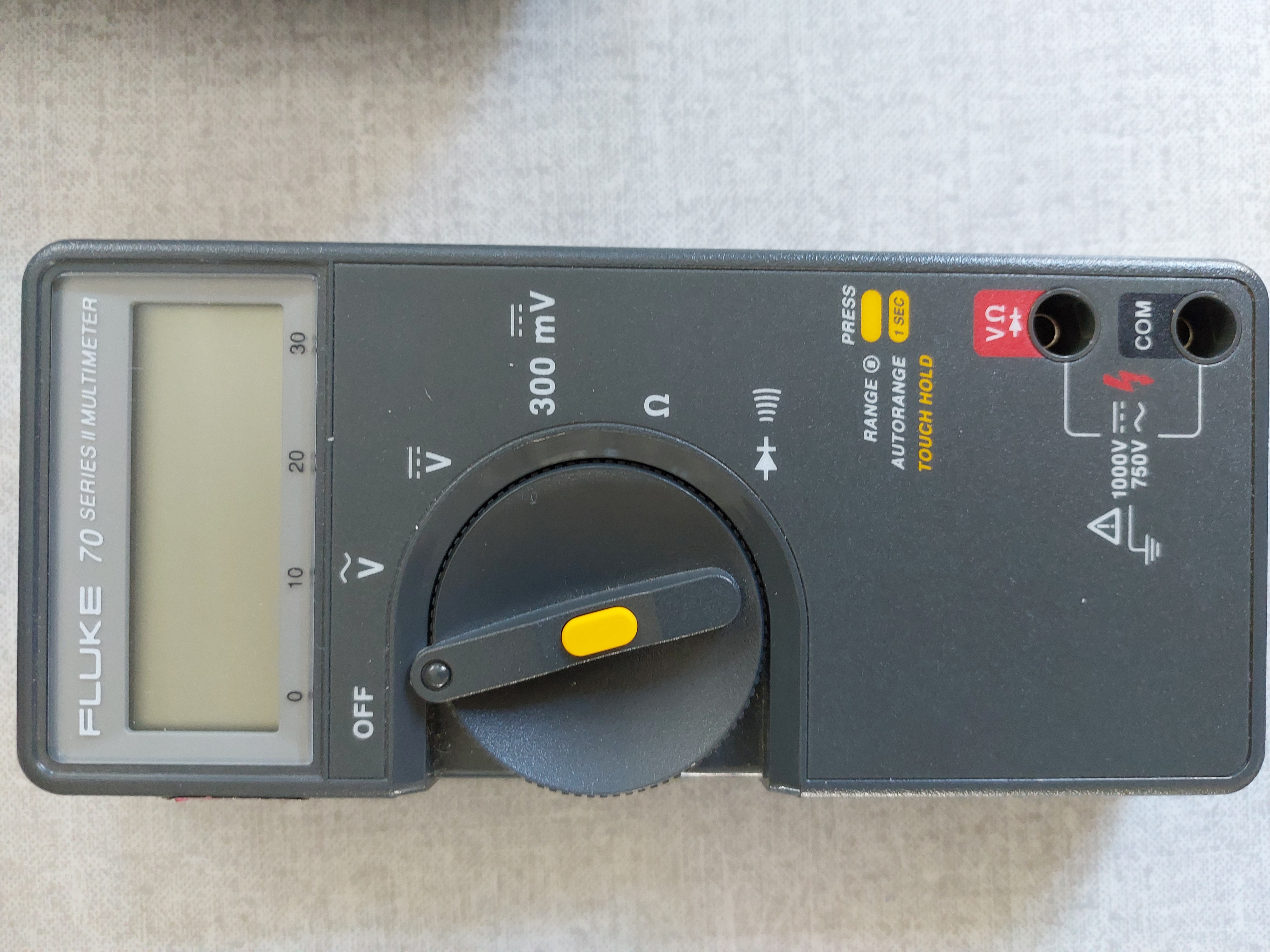 Fluke 117 True RMS Multimeter